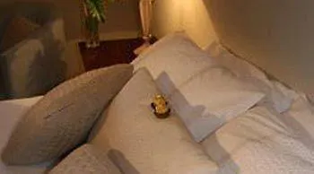 Trigg Retreat Bed & Breakfast Perth