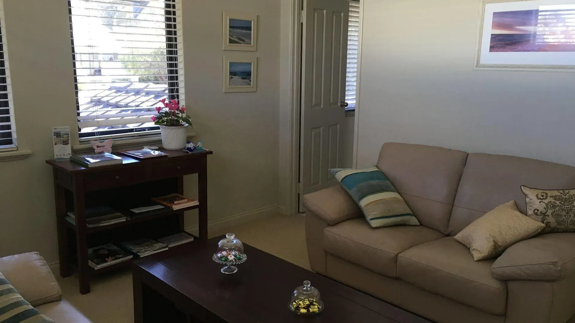 Trigg Retreat Bed & Breakfast Perth